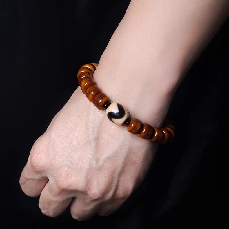 Tibetan Dzi Yak Bone Talisman Bracelet - Courage & Ancestral Guardianship